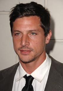 Simon Rex